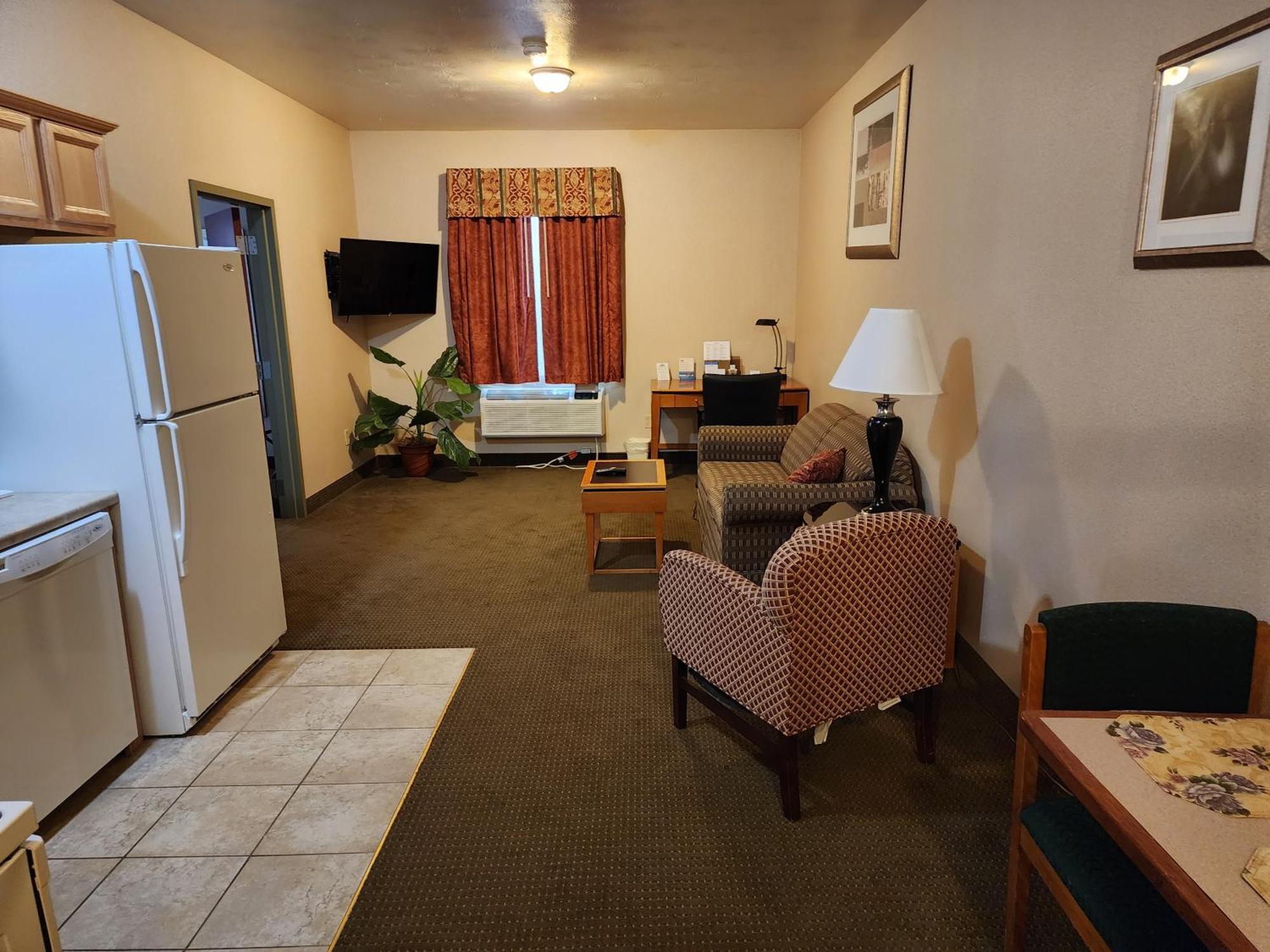 Days Inn By Wyndham Luray Shenandoah Exterior photo